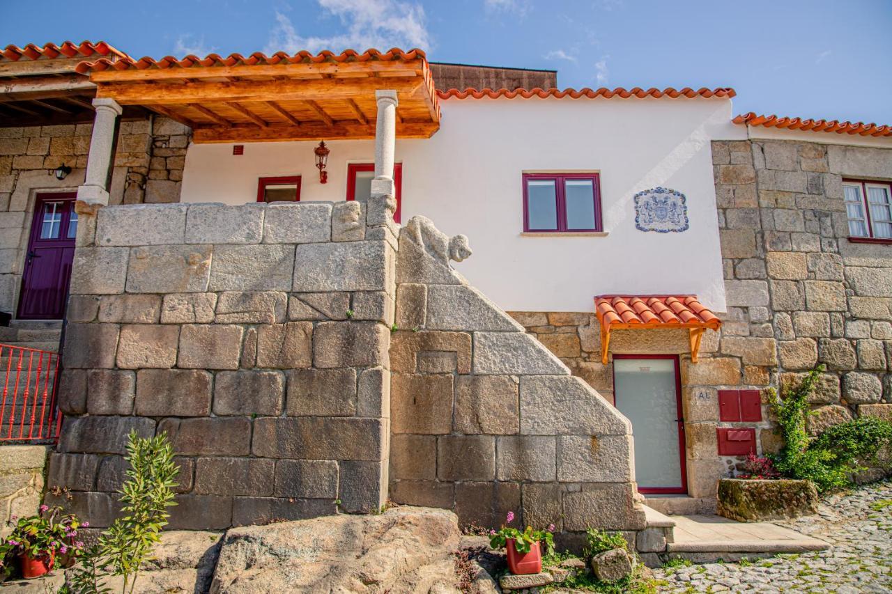 Casa Do Leao Hotel Marialva Bagian luar foto